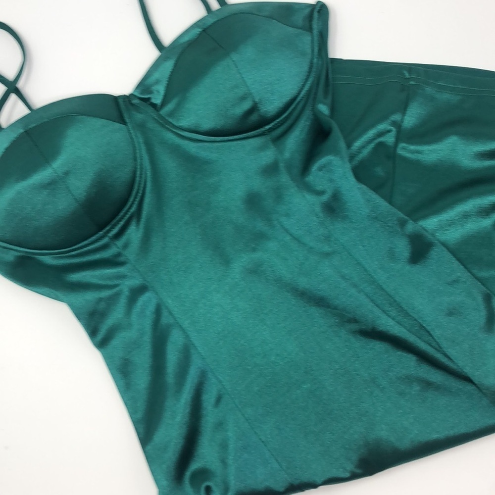 ⚫️ Silk bodycon green dress small earth green​​​​